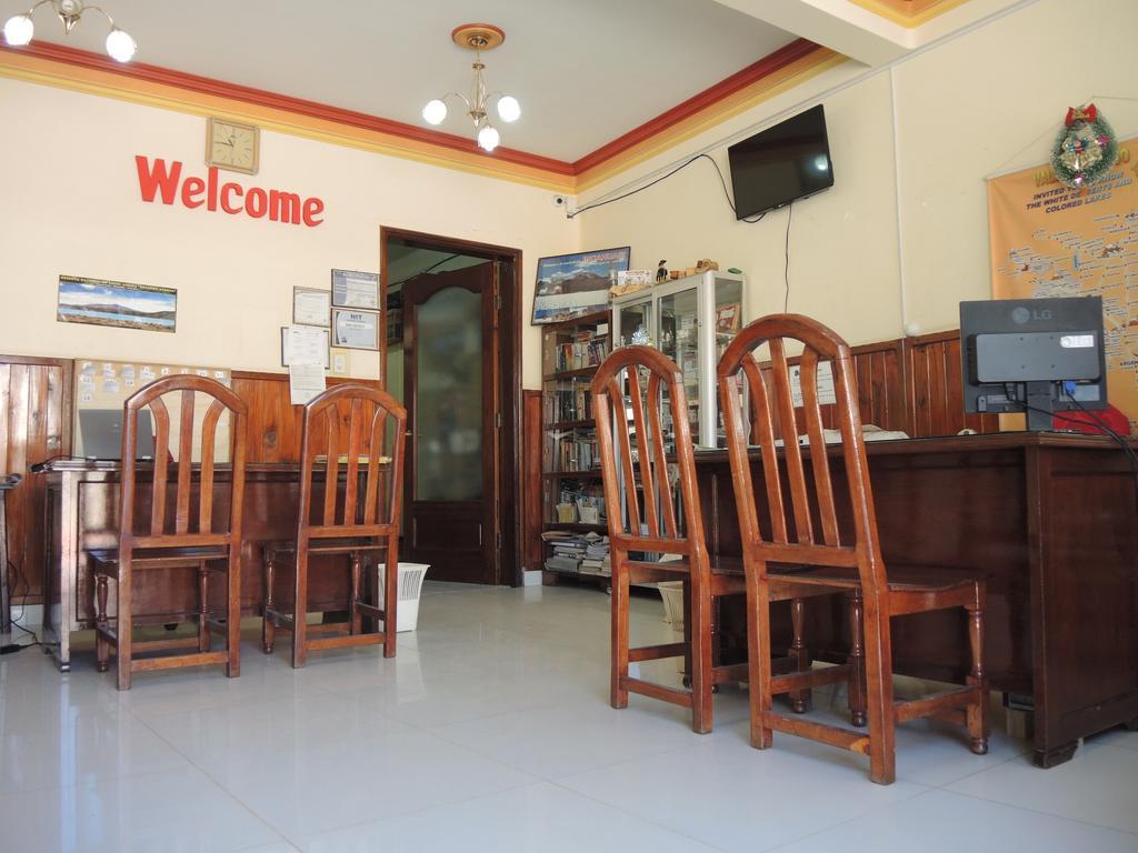 Hostal Valle Hermoso Tupiza Bagian luar foto