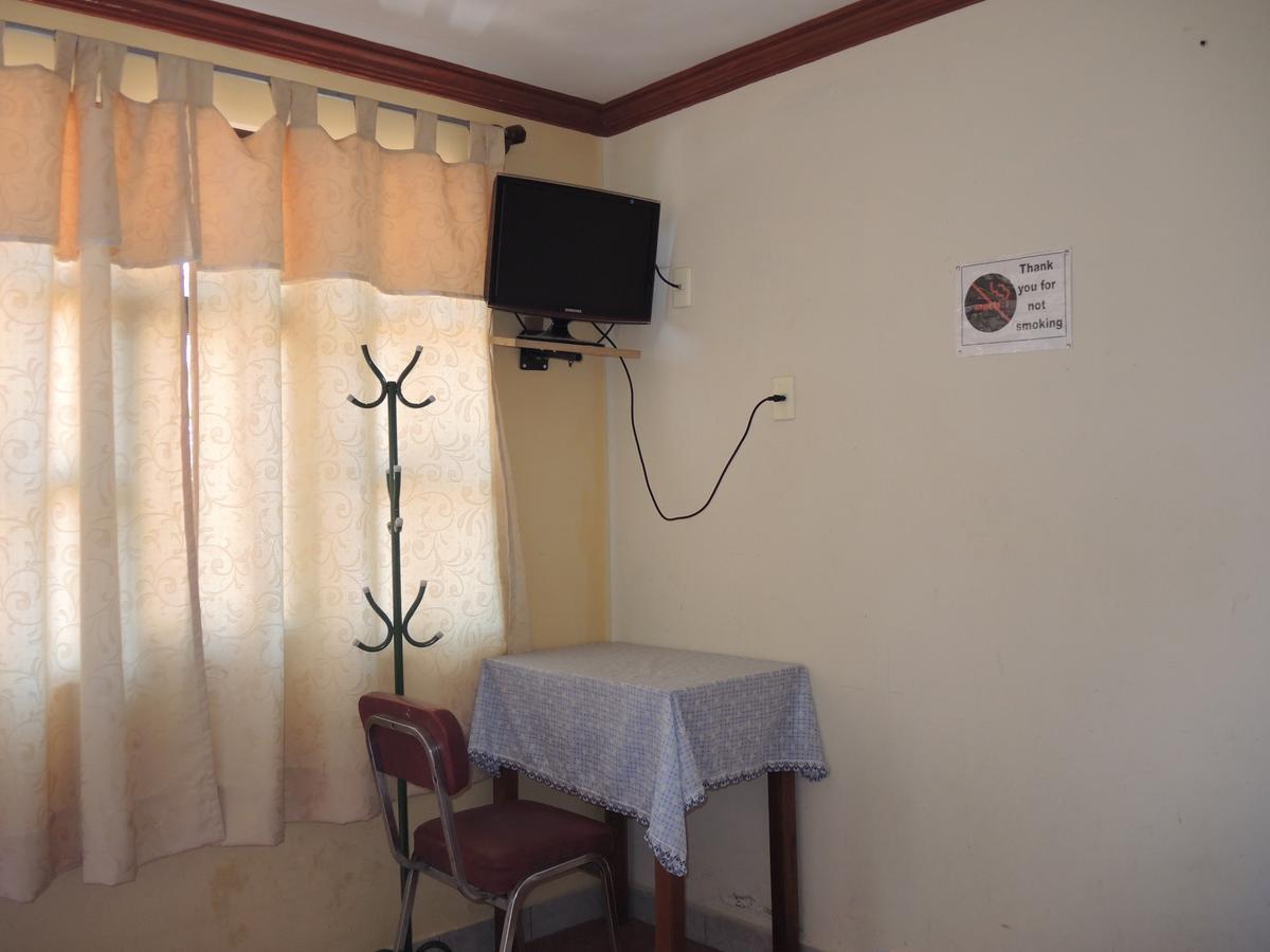 Hostal Valle Hermoso Tupiza Bagian luar foto