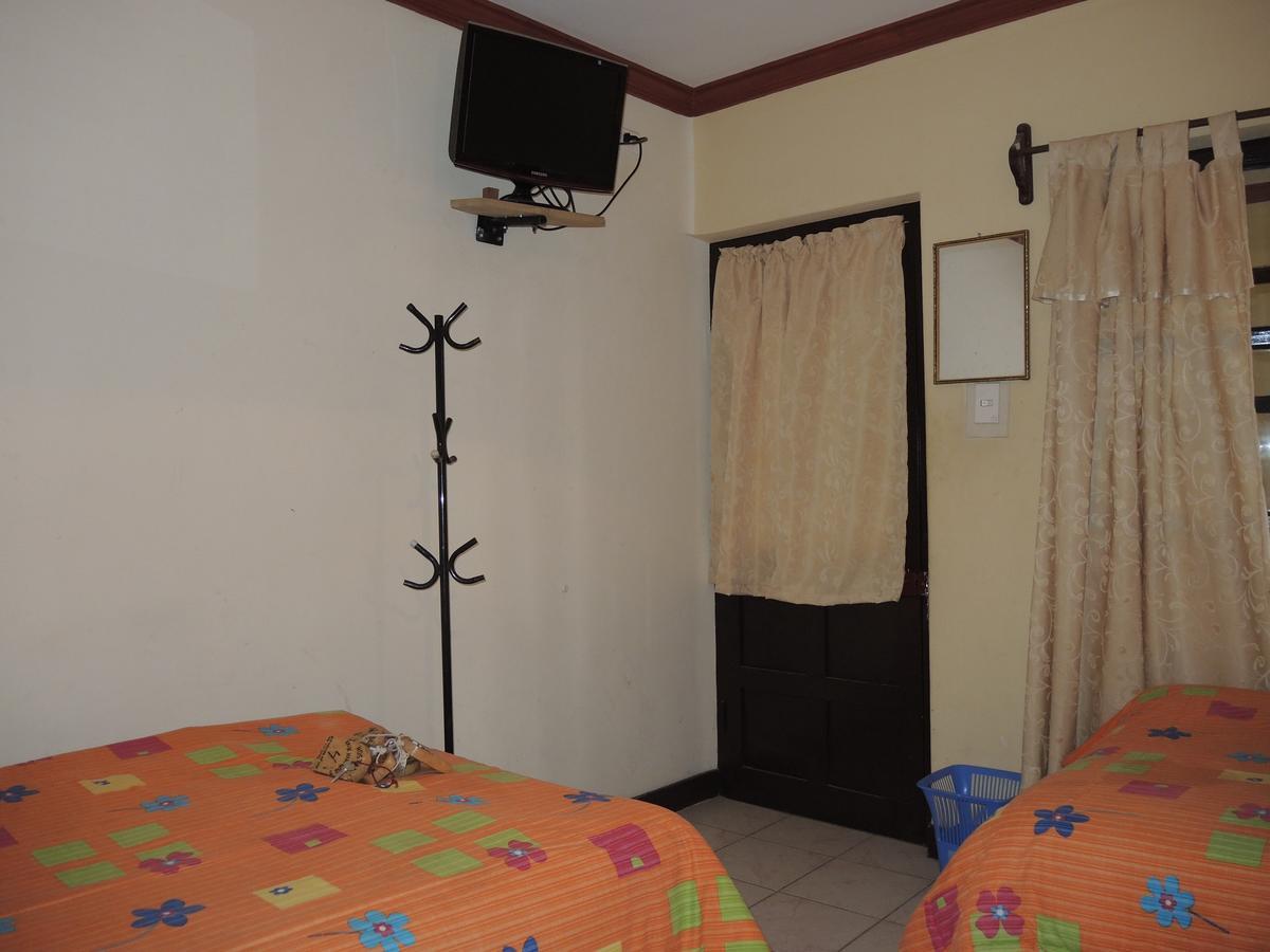 Hostal Valle Hermoso Tupiza Bagian luar foto