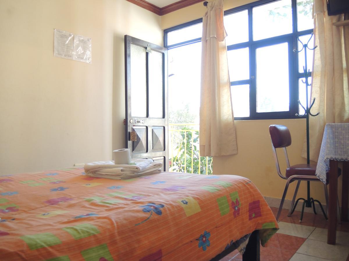 Hostal Valle Hermoso Tupiza Bagian luar foto