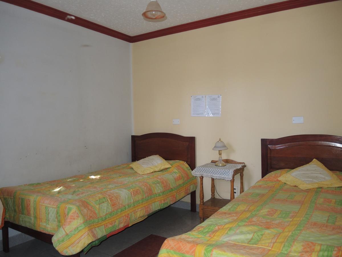 Hostal Valle Hermoso Tupiza Bagian luar foto